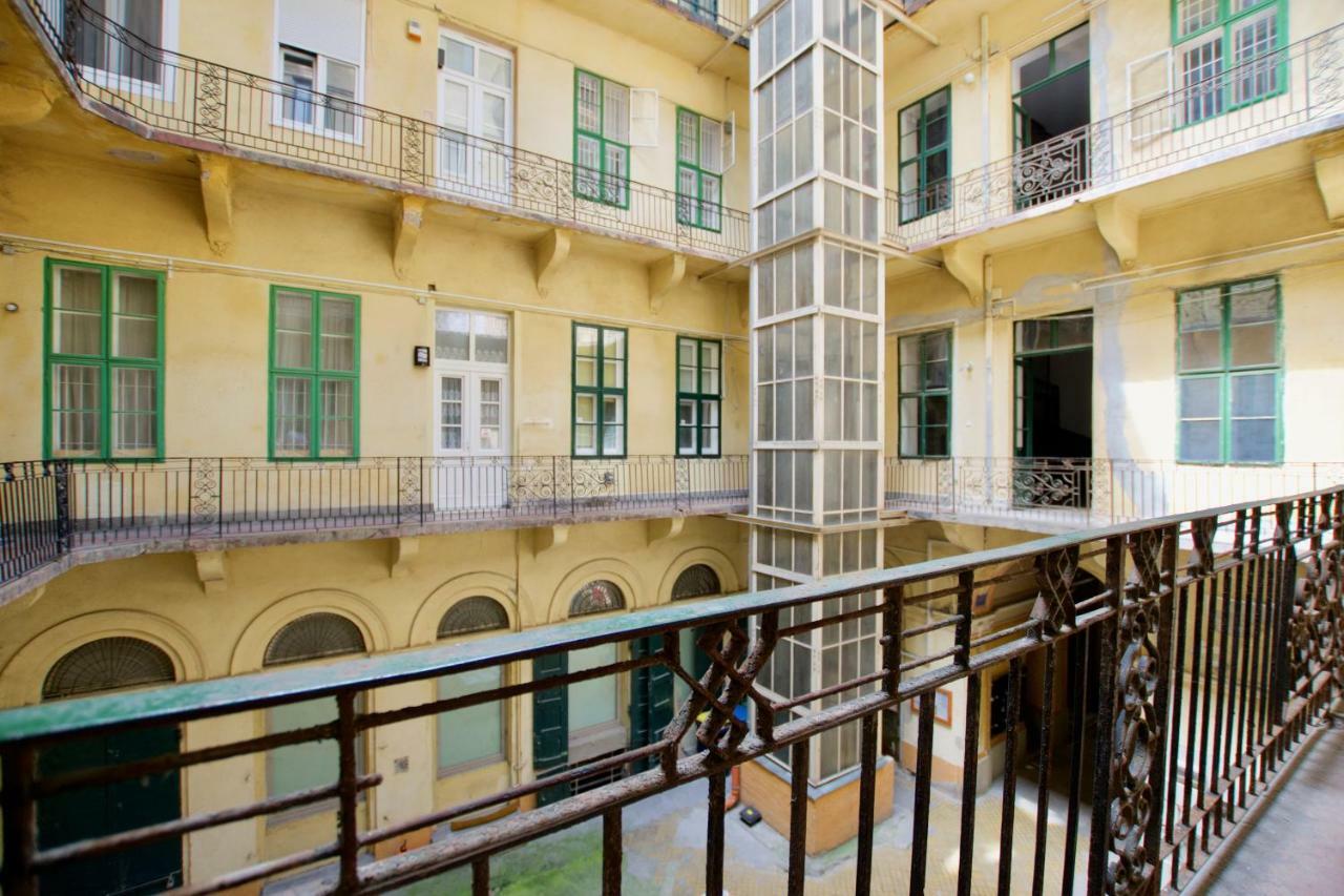 בודפשט Standard Apartment By Hi5 - Steindl Street מראה חיצוני תמונה