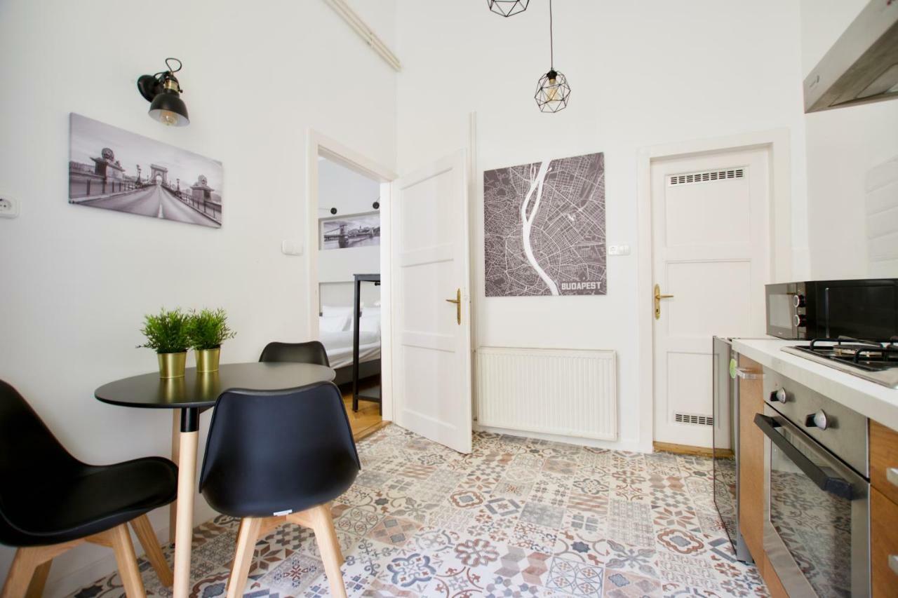 בודפשט Standard Apartment By Hi5 - Steindl Street מראה חיצוני תמונה