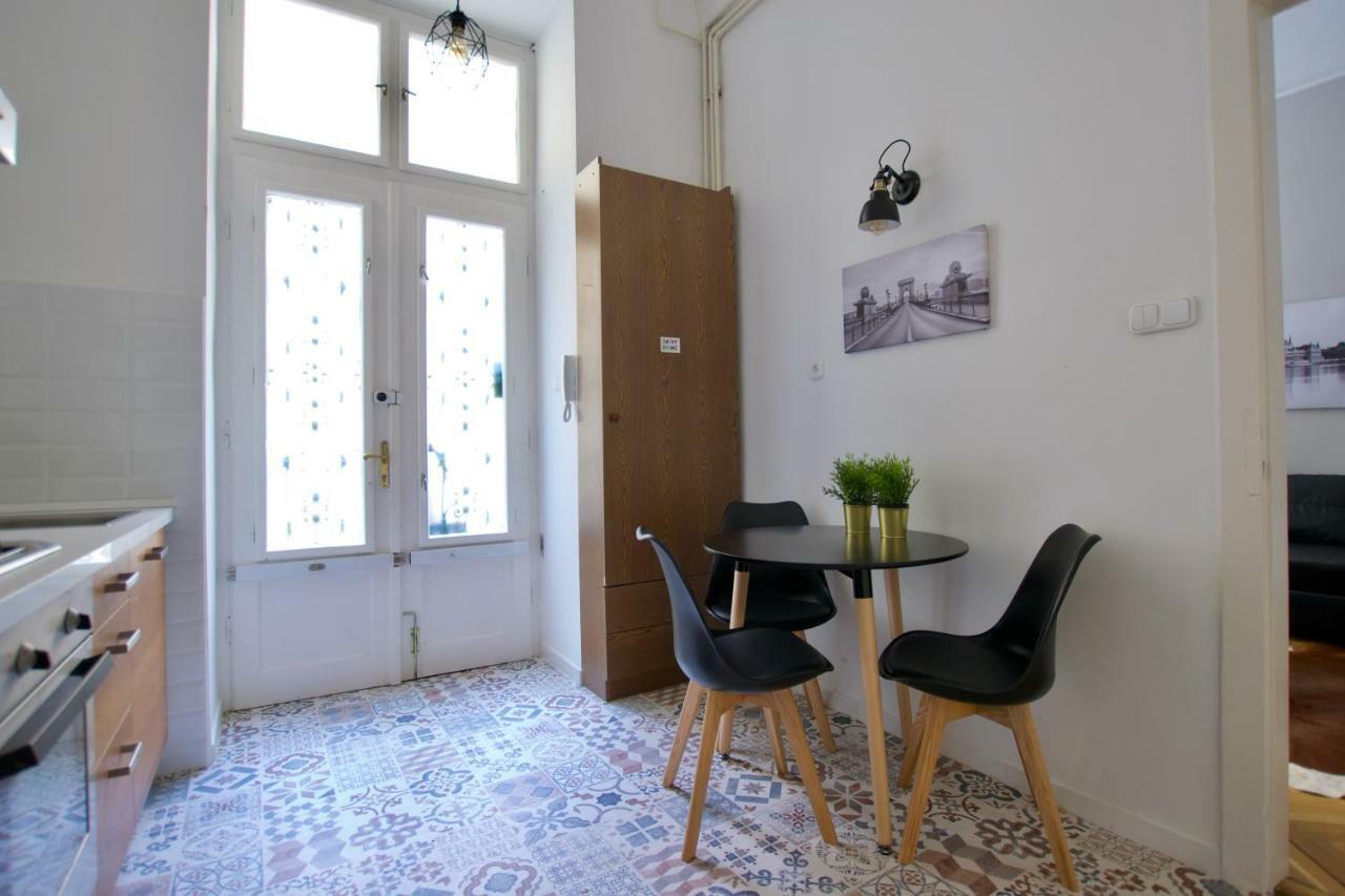בודפשט Standard Apartment By Hi5 - Steindl Street מראה חיצוני תמונה